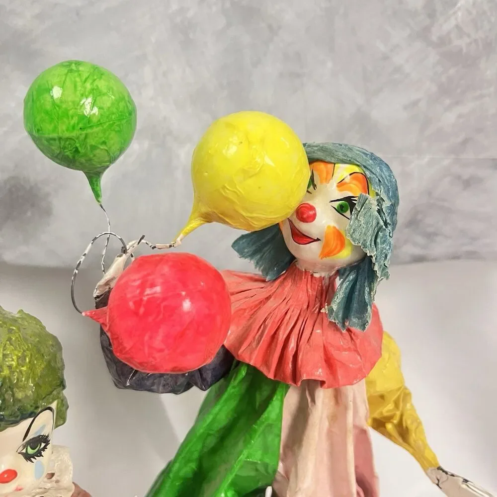 Lot Of 2 Vintage Hand Made Paper Mache Clowns Folk Art Mexico Beautiful EUC